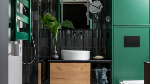 Jak zaplanować i urządzić małą łazienkę, aby była funkcjonalna