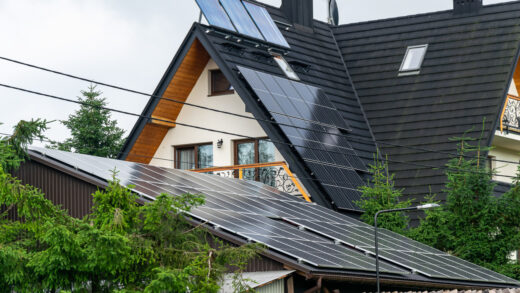 Odnawialne źródła energii w domu jednorodzinnym: pompy ciepła i kolektory słoneczne