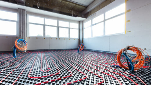 Porównanie Systemów Ogrzewania Podłogowego: Wodne vs Elektryczne