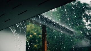 Systemy Zbierania Wody Deszczowej: Instalacja i Korzyści