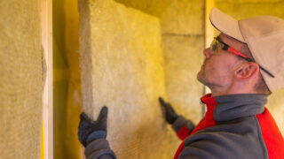 Zalety i wady różnych typów izolacji termicznej