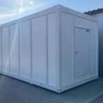 Magazyn energii w budynku czy w kontenerze technicznym? Porównanie rozwiązań